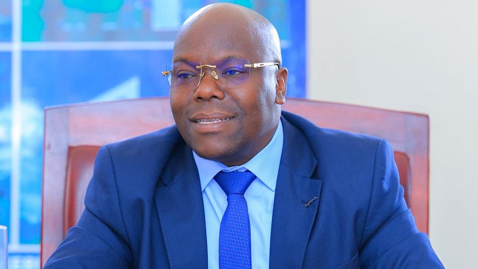 WAZIRI WA KATIBA NA...